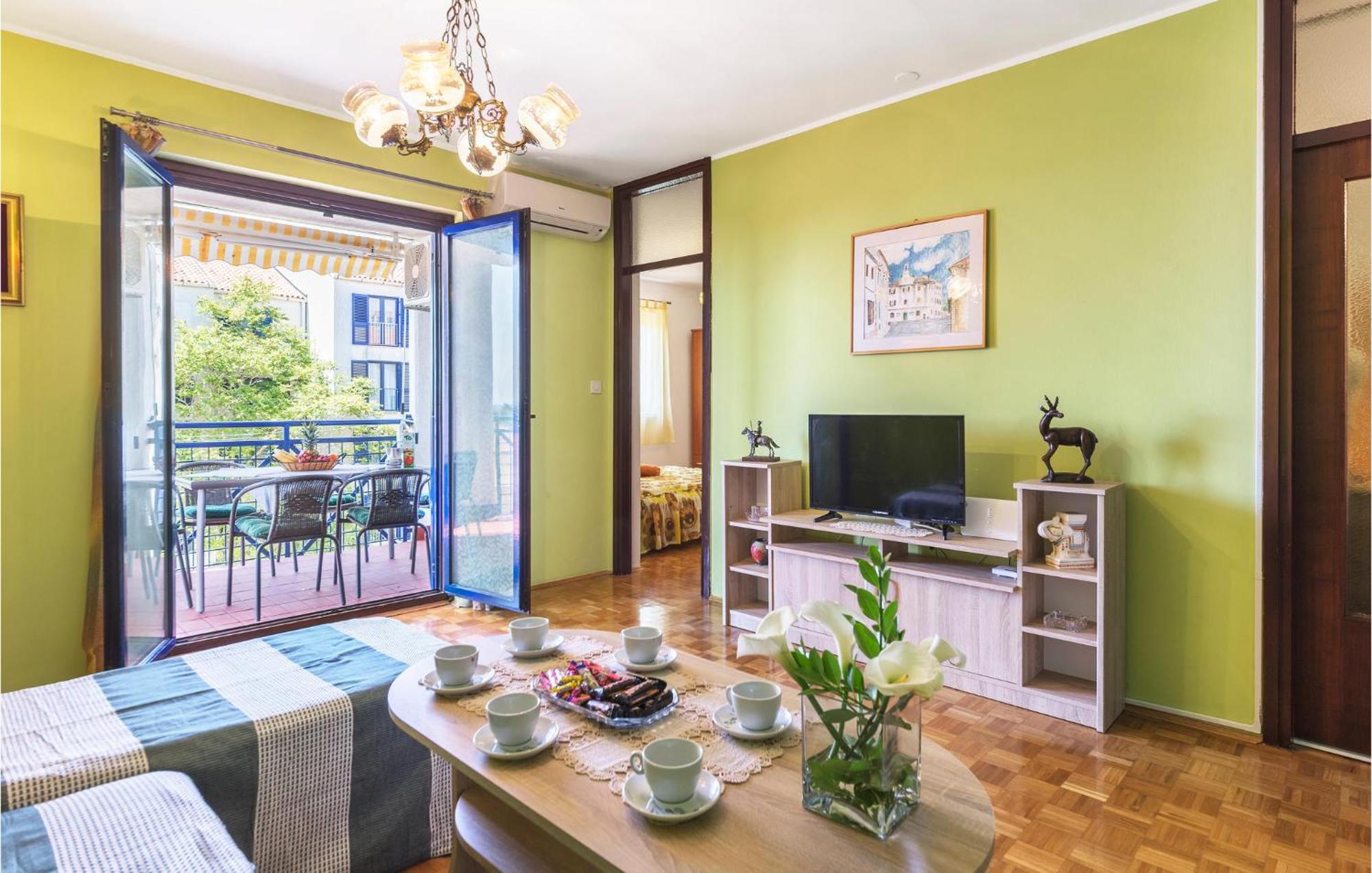 Gorgeous Apartment In Pula With House Sea View Екстер'єр фото