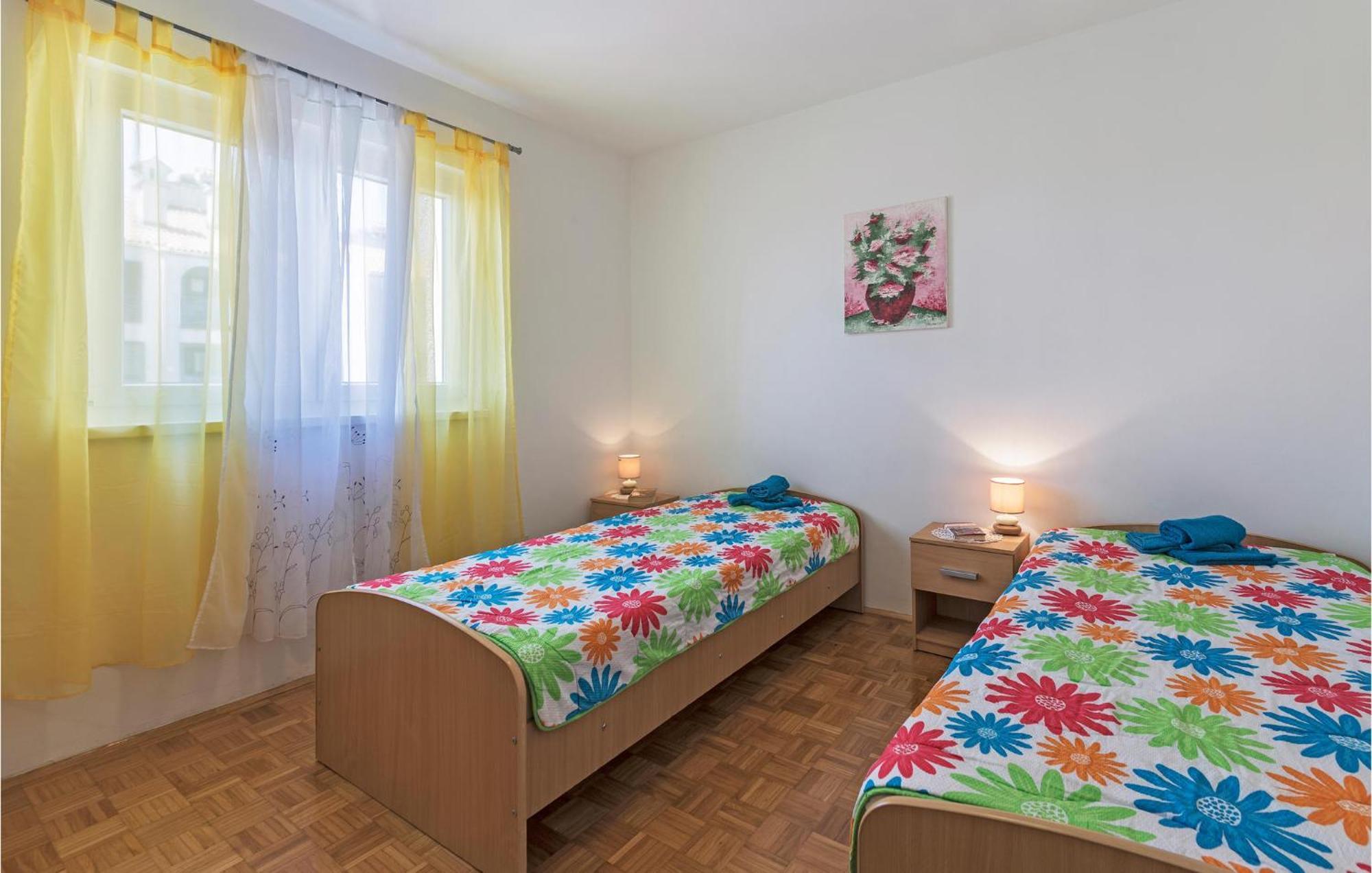 Gorgeous Apartment In Pula With House Sea View Екстер'єр фото
