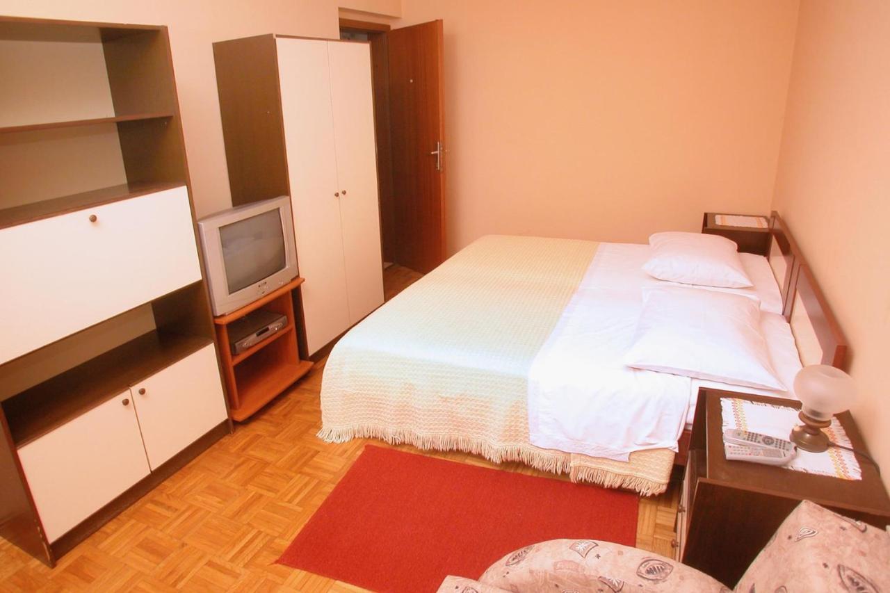 Gorgeous Apartment In Pula With House Sea View Екстер'єр фото