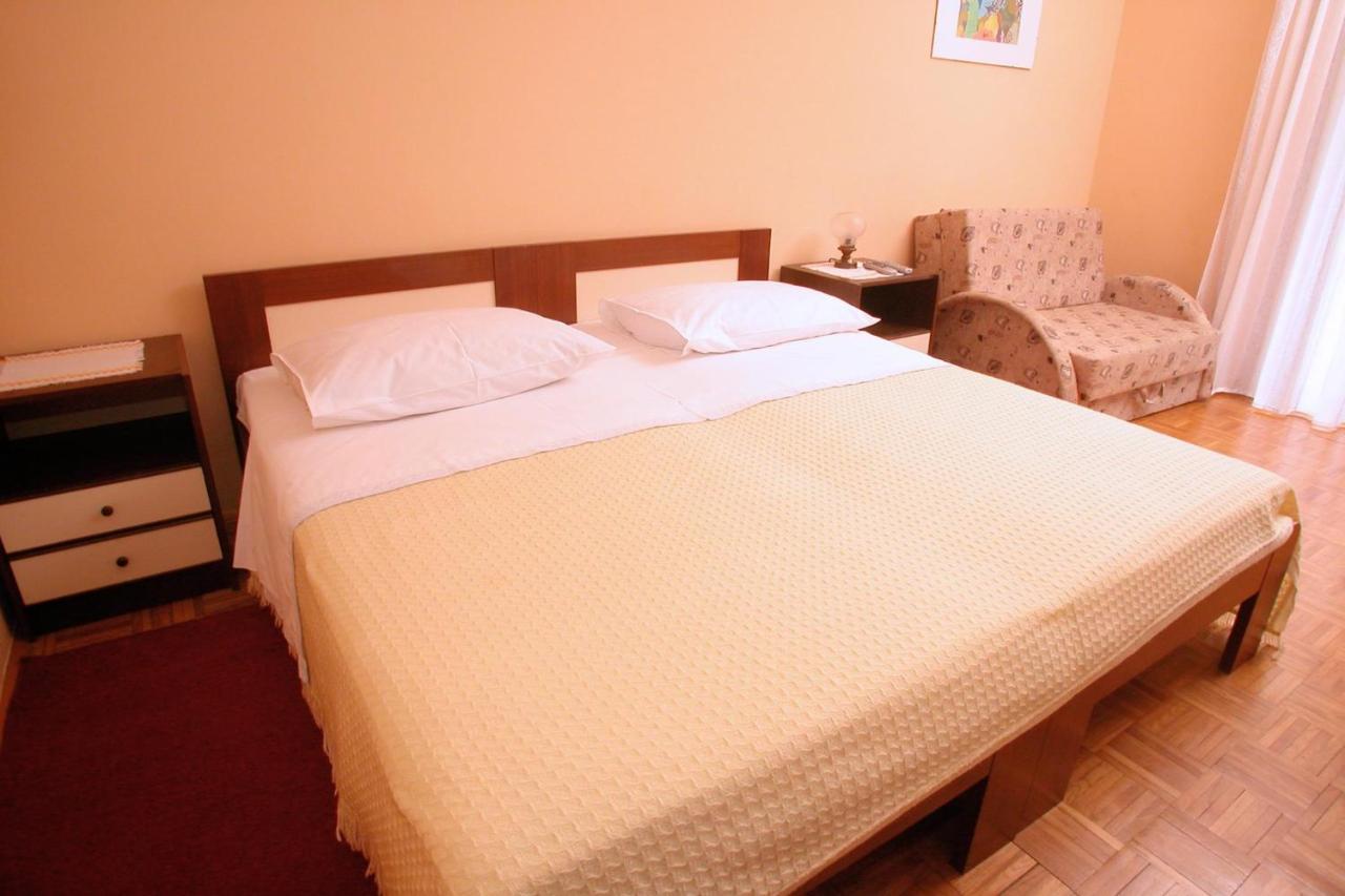 Gorgeous Apartment In Pula With House Sea View Екстер'єр фото